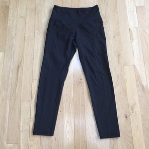 Born Primitive rise & grind capri